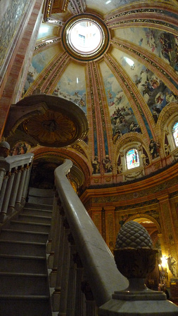 Inside San Francisco el Grande Basilica